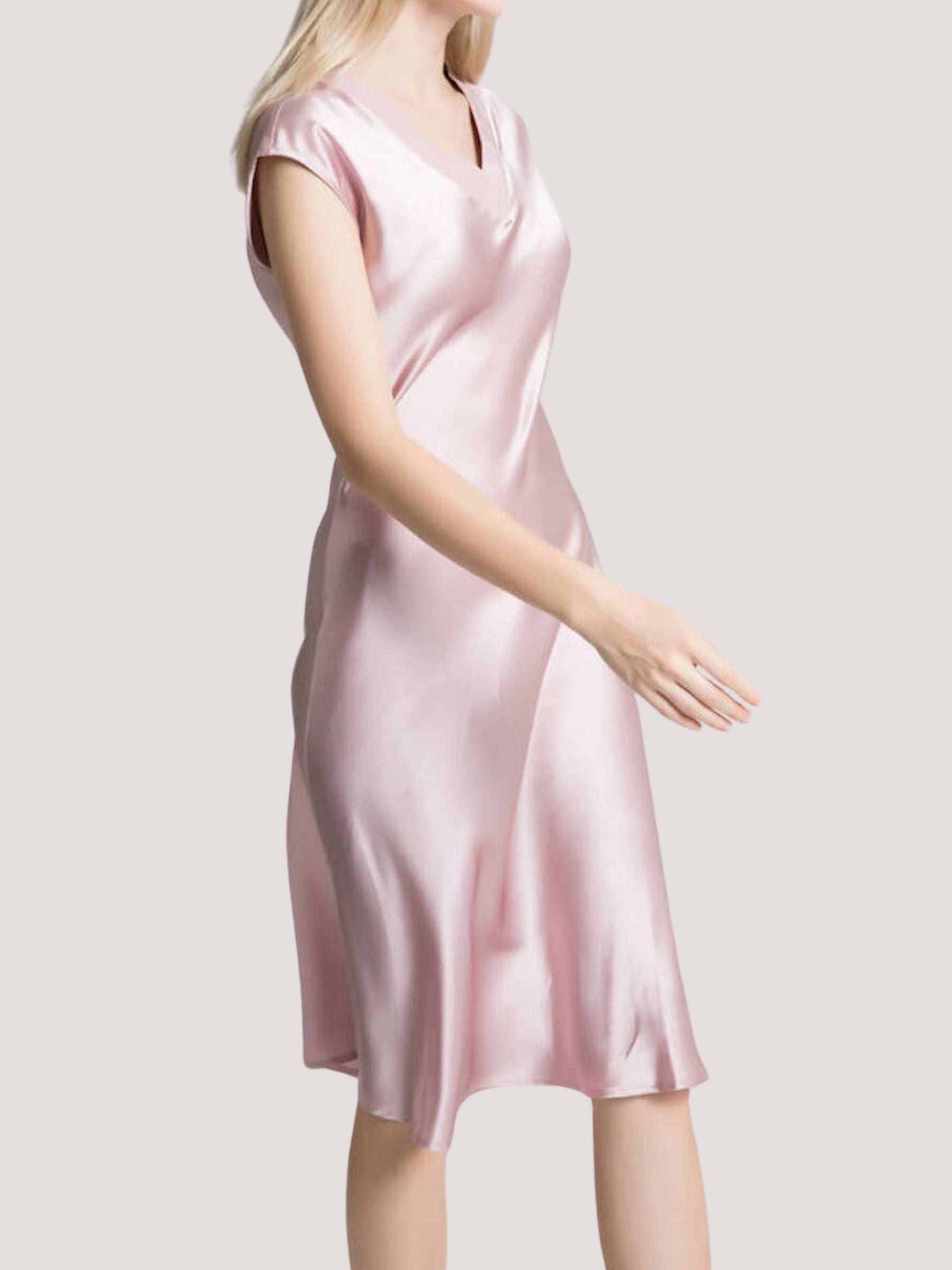 Pyjama en soie pour les femmes