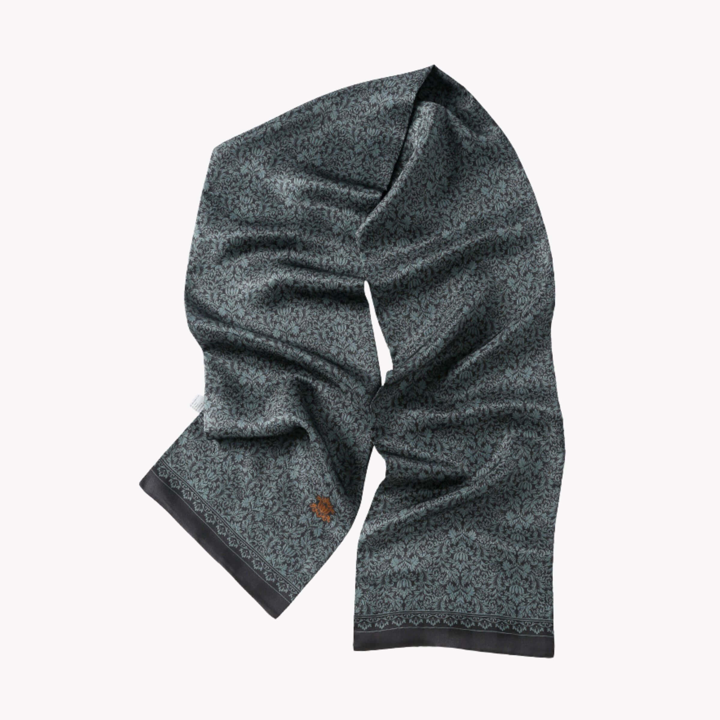 Double-layer men’s silk scarf