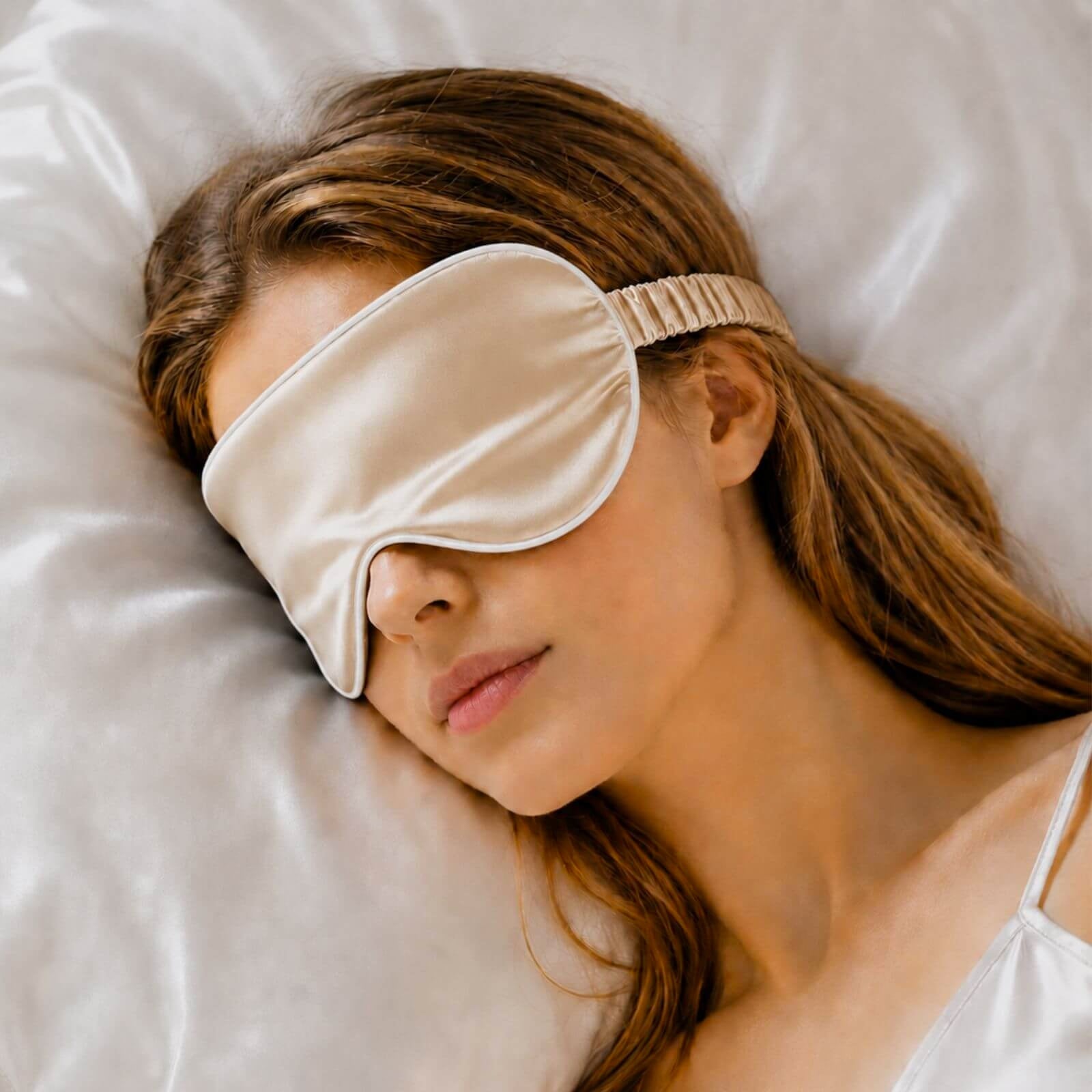 Zijden oogmasker met met zijde omhulde elastische band