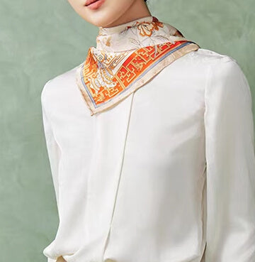 Silk scarf (65×65 cm)