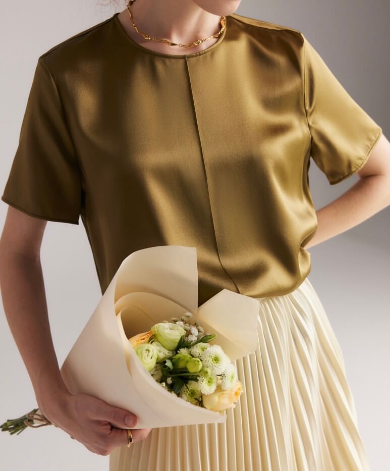 Chemisier en soie à manches courtes