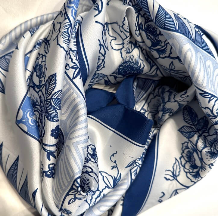 Silk scarf (90×90 cm)