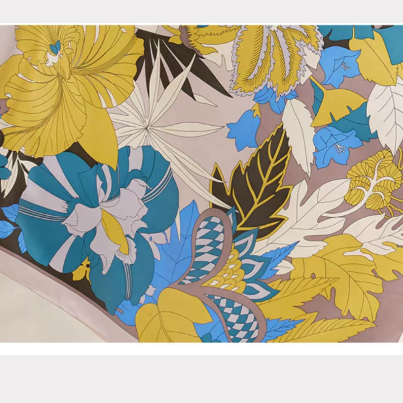 Floral silk scarf (90×90 cm)