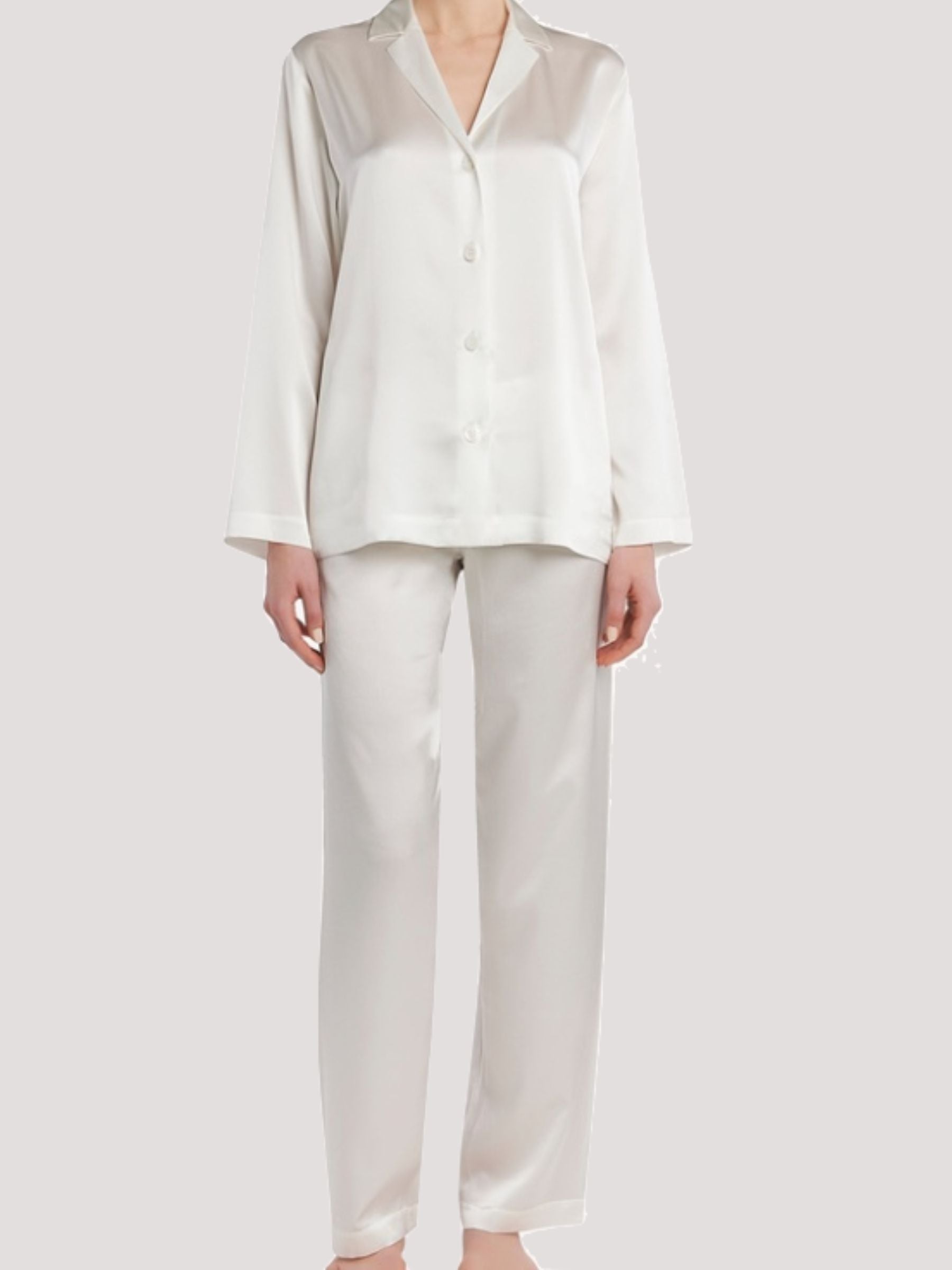 Pyjama en soie pour les femmes